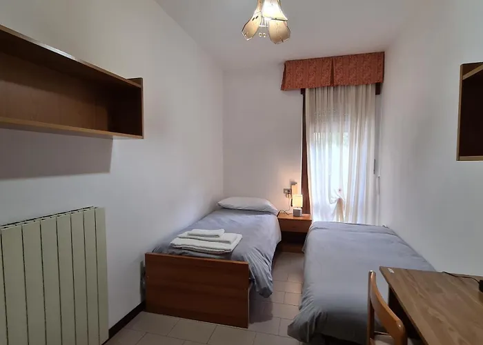 Meuble Aurora Hotel 2*